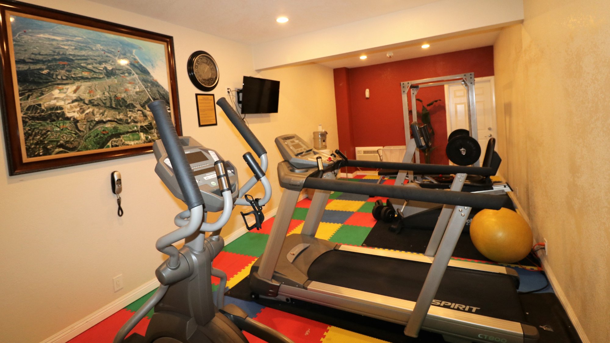 Hotel photo 74 of Ramada by Wyndham San Diego Airport.