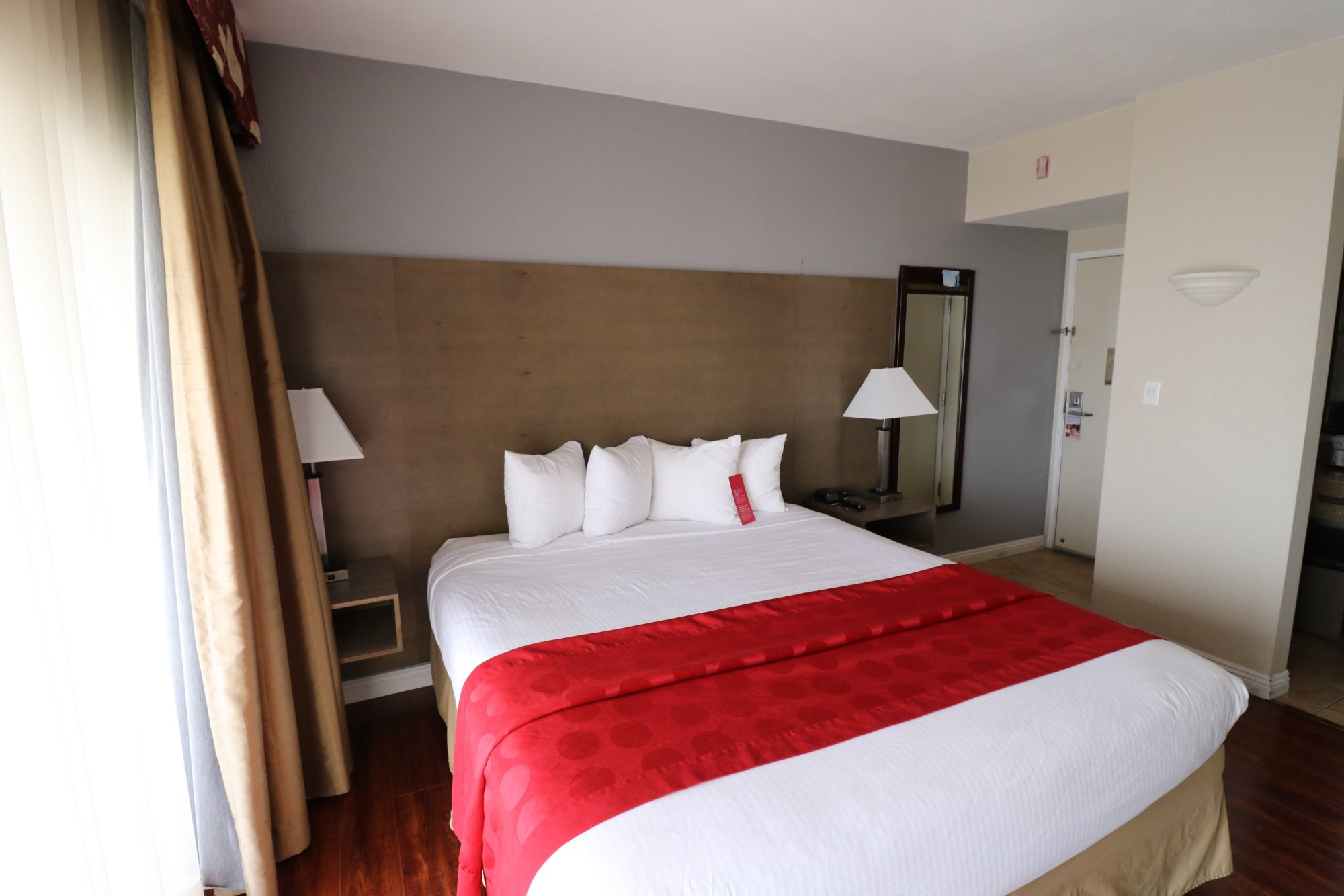 Hotel photo 40 of Ramada by Wyndham San Diego Airport.