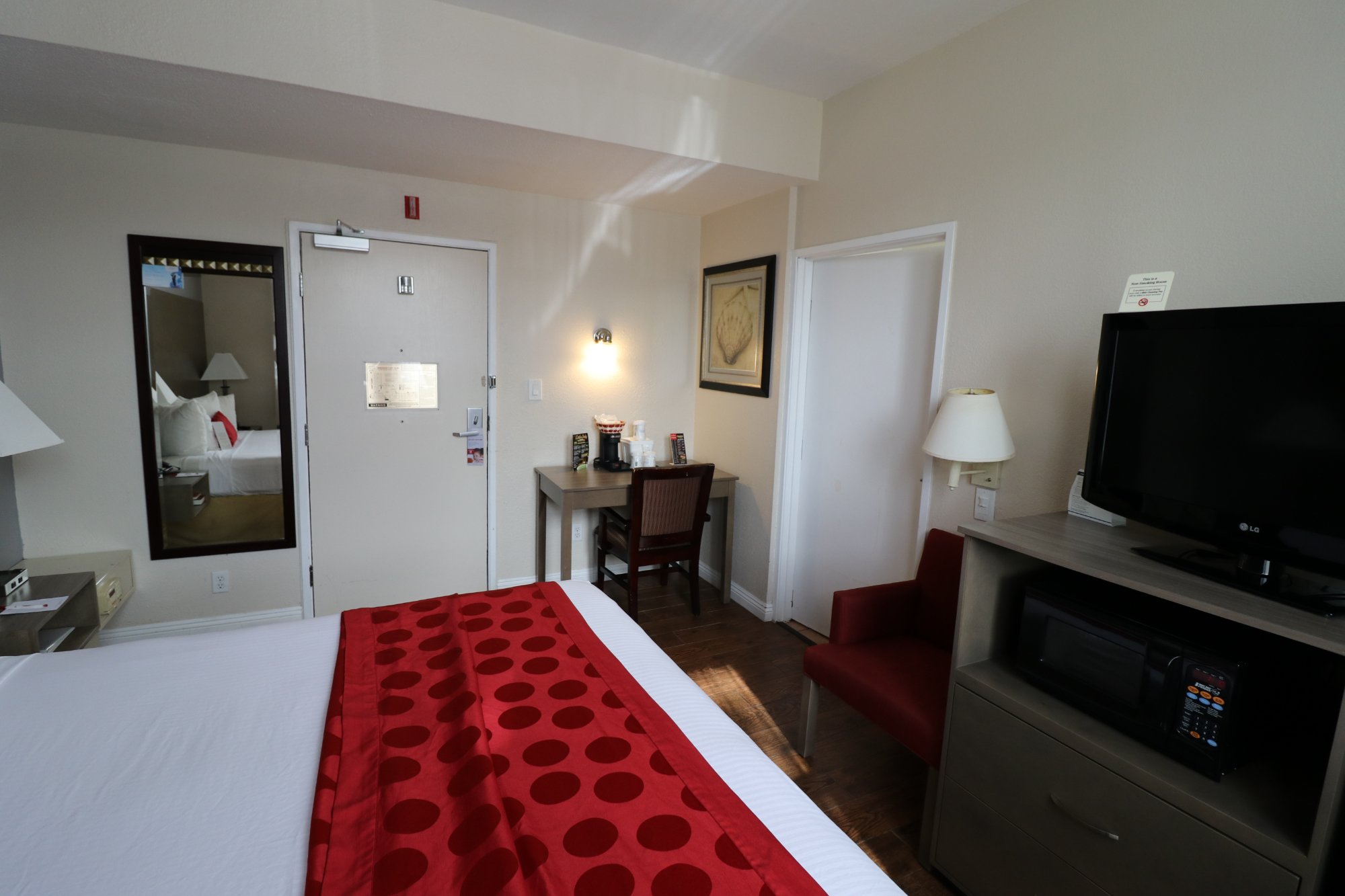 Hotel photo 42 of Ramada by Wyndham San Diego Airport.
