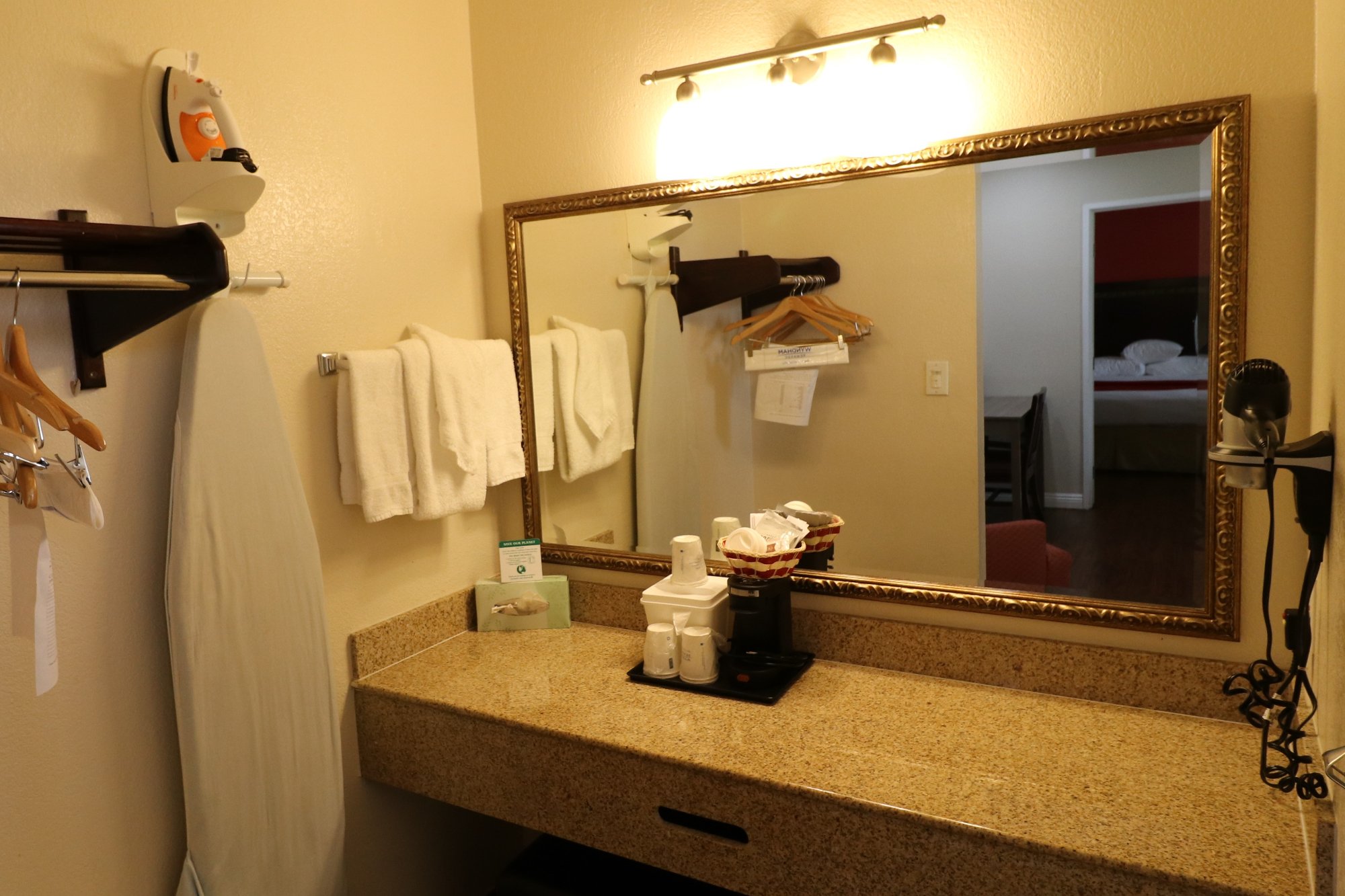 Hotel photo 14 of Ramada by Wyndham San Diego Airport.