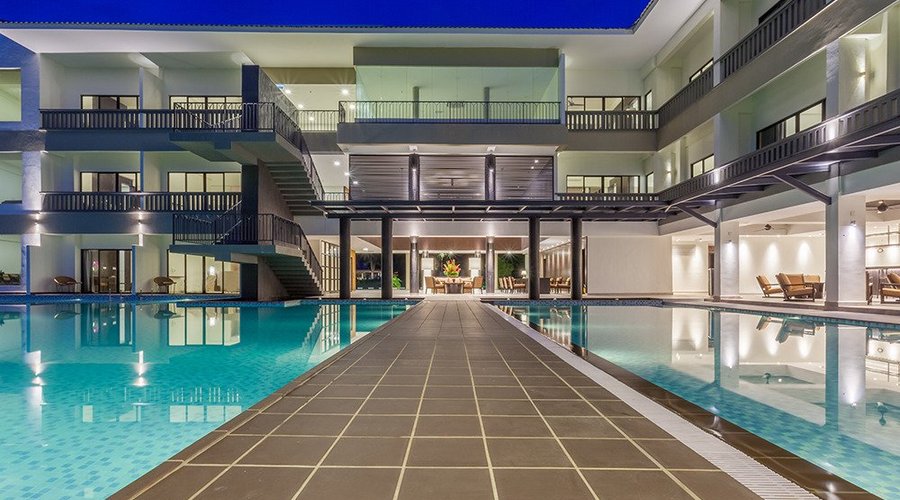 The pure luxury of gazing upon calm tranquility in multiple shades of blue.


