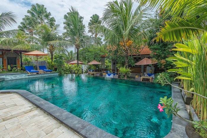 Natya Hotel Tanah Lot Pool Pictures & Reviews - Tripadvisor