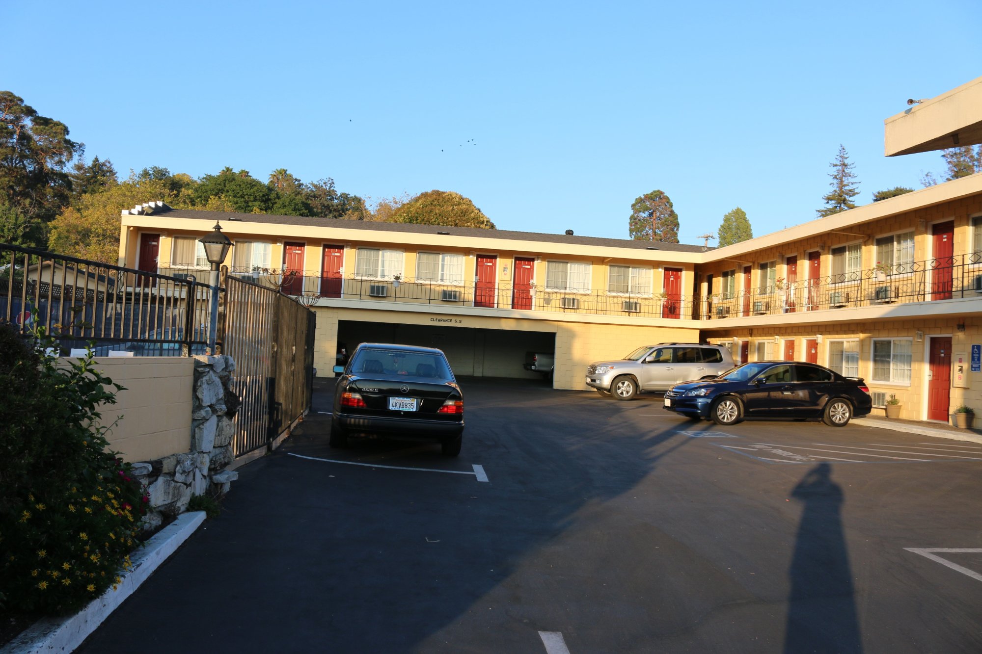 THE ISLANDER MOTEL SANTA CRUZ CA. AU 120 2024 Prices Reviews