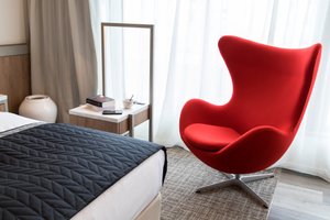 Room & Suite