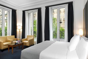 Room & Suite