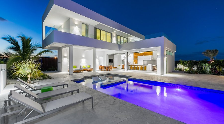 Book 1 to 3 room(s) - and have the entire villa 2 to yourself