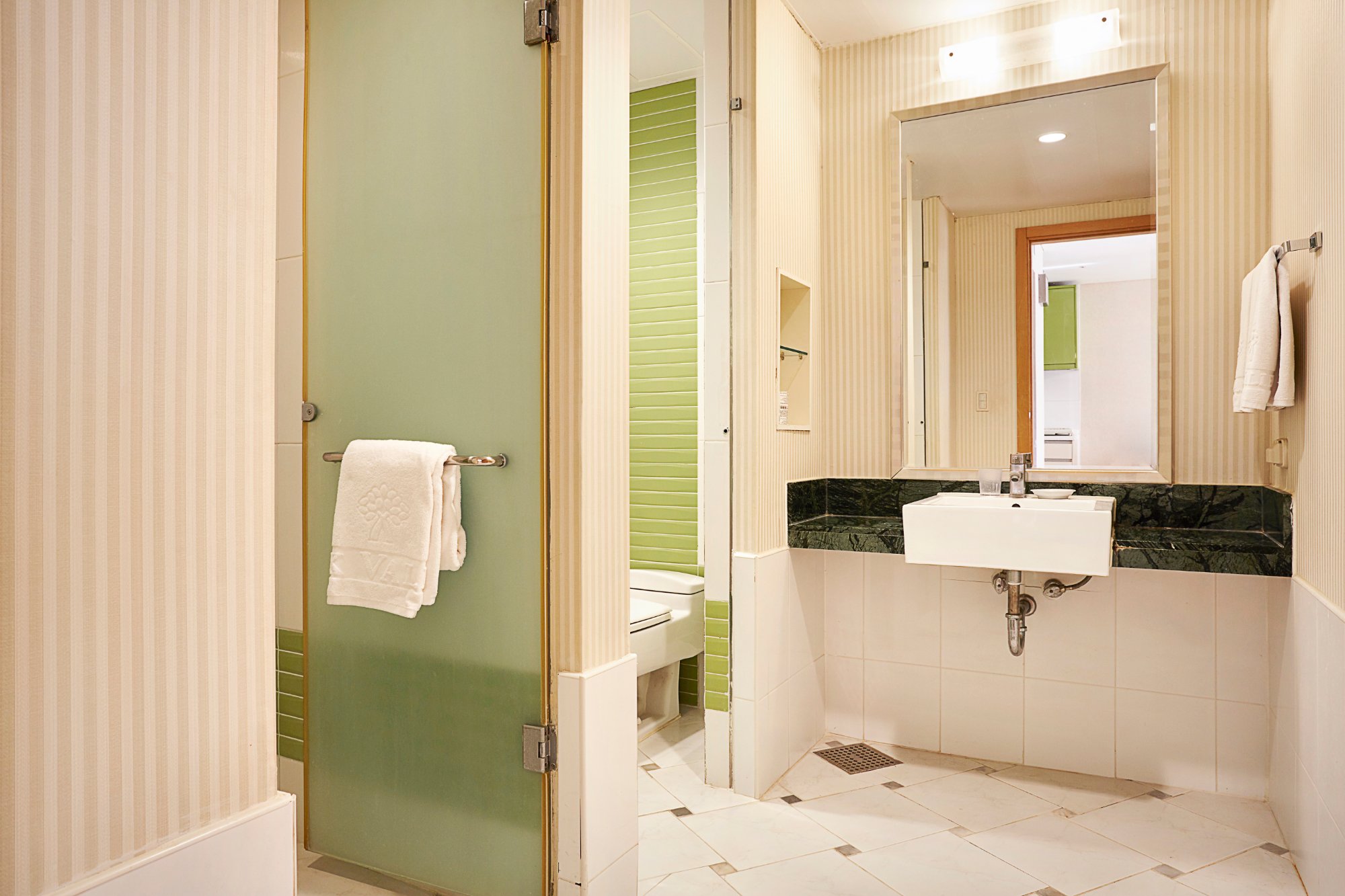 Hotel photo 48 of Oak Valley Resort.