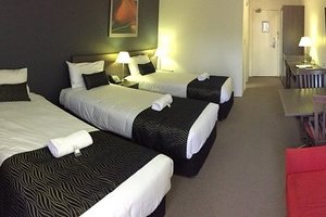 Room & Suite
