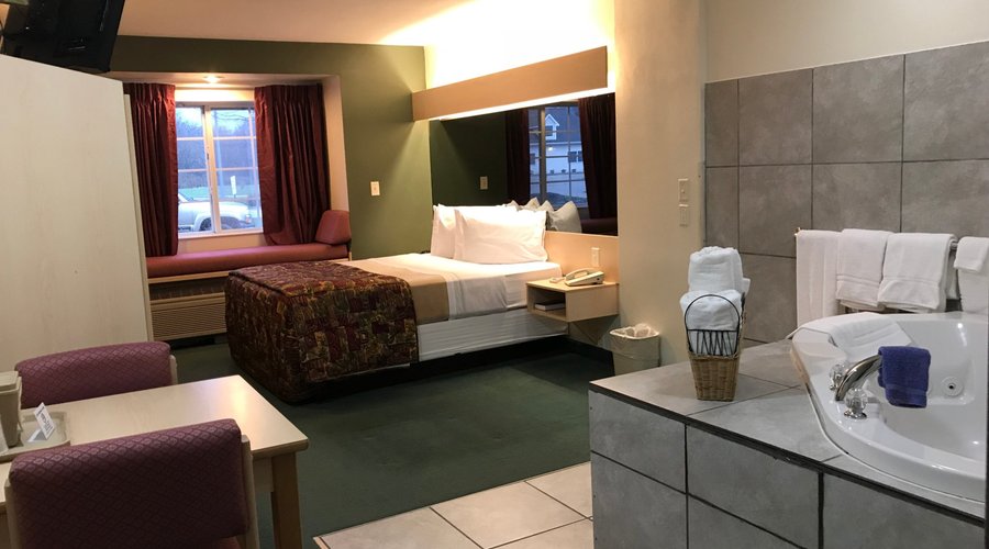 Jacuzzi Room