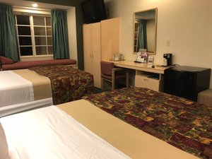 Room & Suite