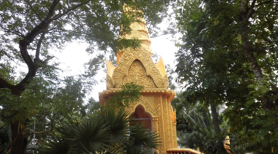 金色のお寺