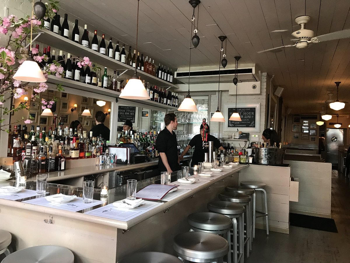 MERMAID OYSTER BAR, New York City - Greenwich Village - Menu, Prices,  Restaurant Reviews & Reservations - Tripadvisor