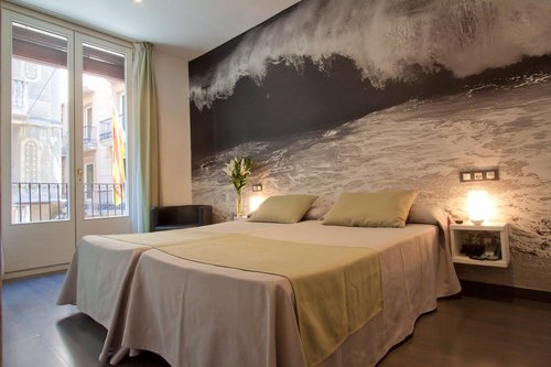 HOTEL CURIOUS - Updated 2023 Prices (Barcelona, Catalonia)