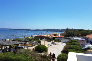 Piscine et plage