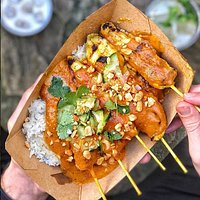 Blancs ultra-tendre marinés dans du lait de coco, curcuma et tamarin, à déguster avec notre s
