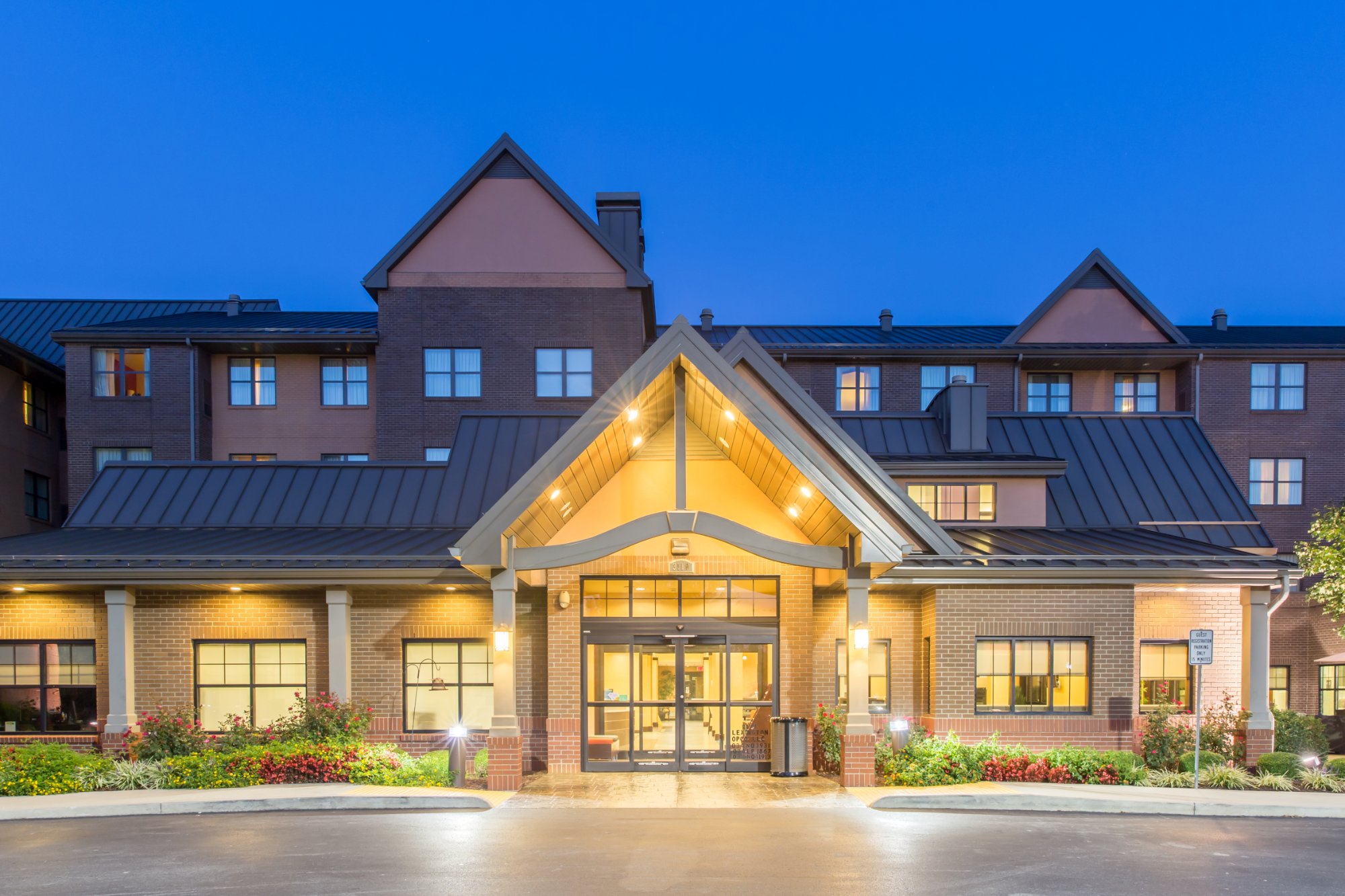 RESIDENCE INN LEXINGTON KEENELAND AIRPORT 137 1 9 6