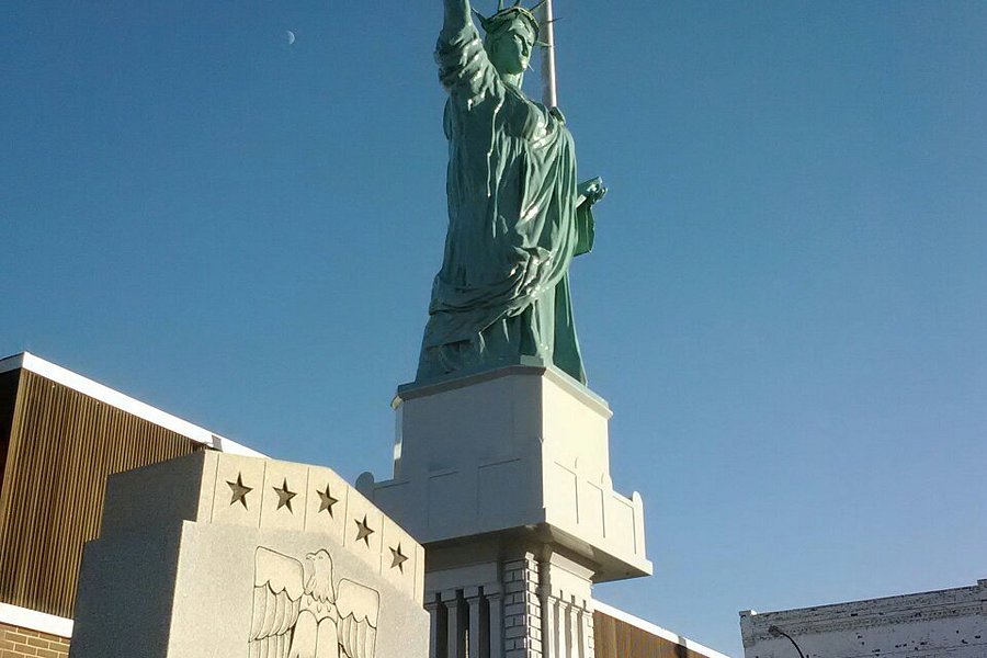 Statue of Liberty of McRae image