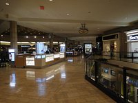 Lower Level of 2 story mall - Picture of Ross Park Mall, Ross Township -  Tripadvisor