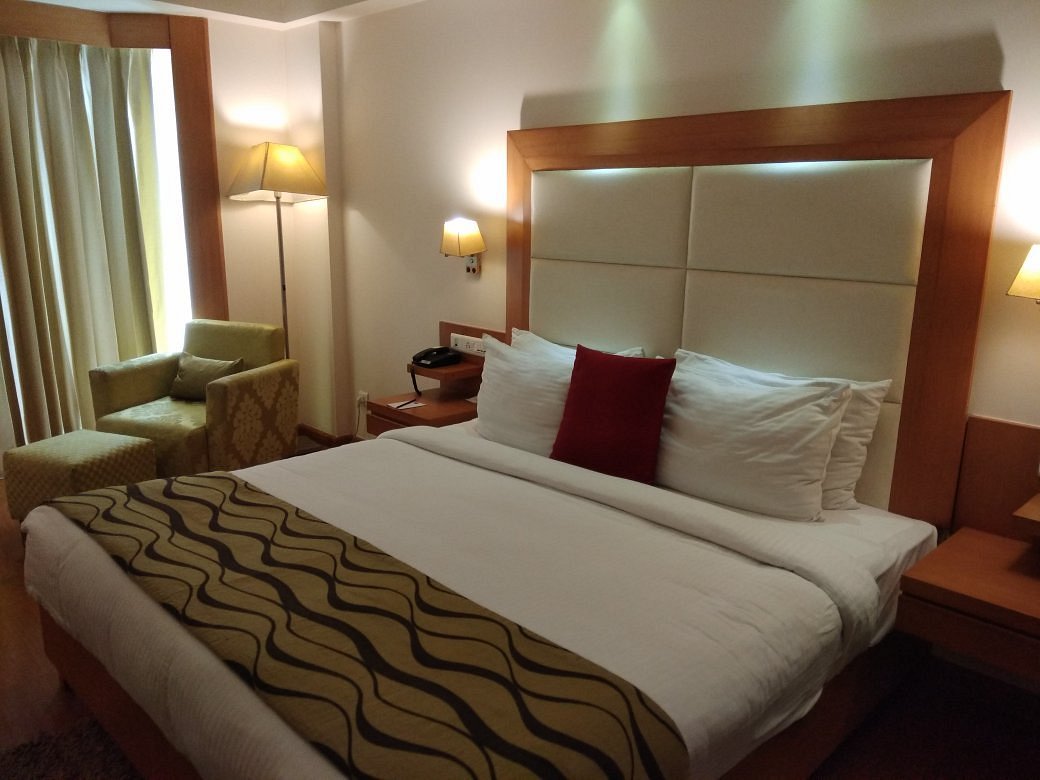 Ambrosia Sarovar Portico Hotel, hôtel à Haridwar