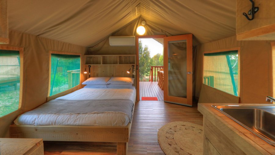 Family safari cabin