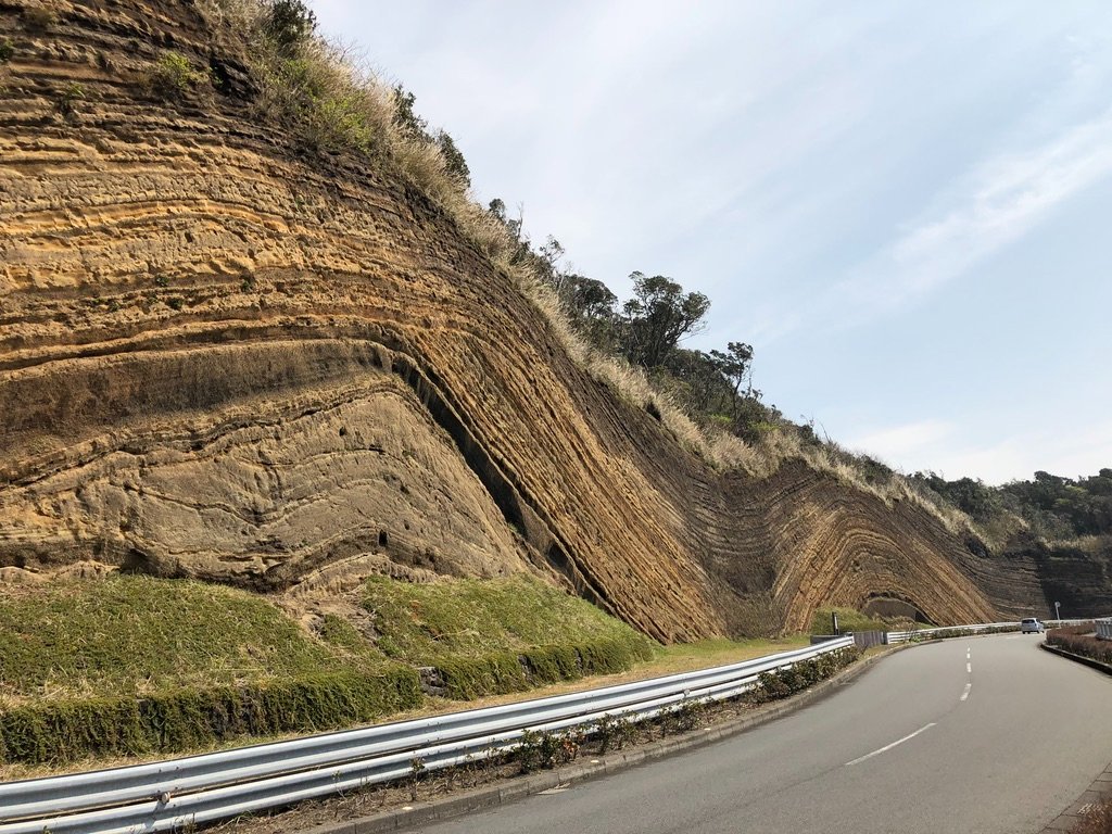 21年 大島 地層切断面 行く前に 見どころをチェック トリップアドバイザー