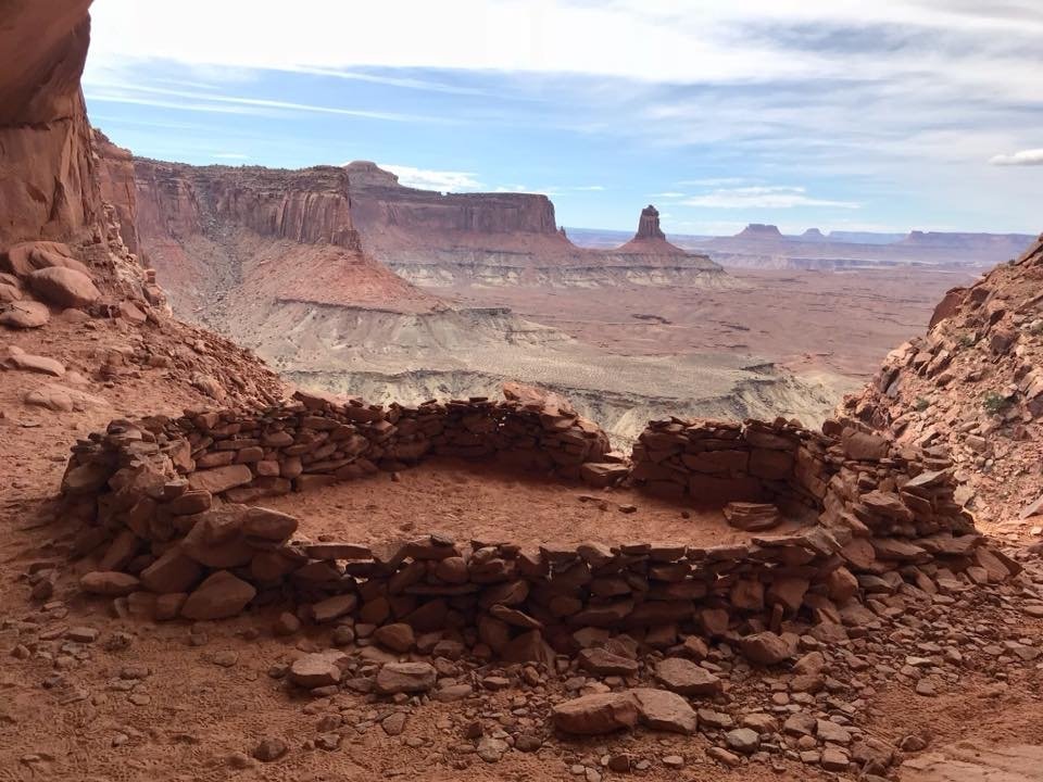 False kiva hotsell trail canyonlands