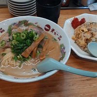 外観、メニュー、チャーハン定食