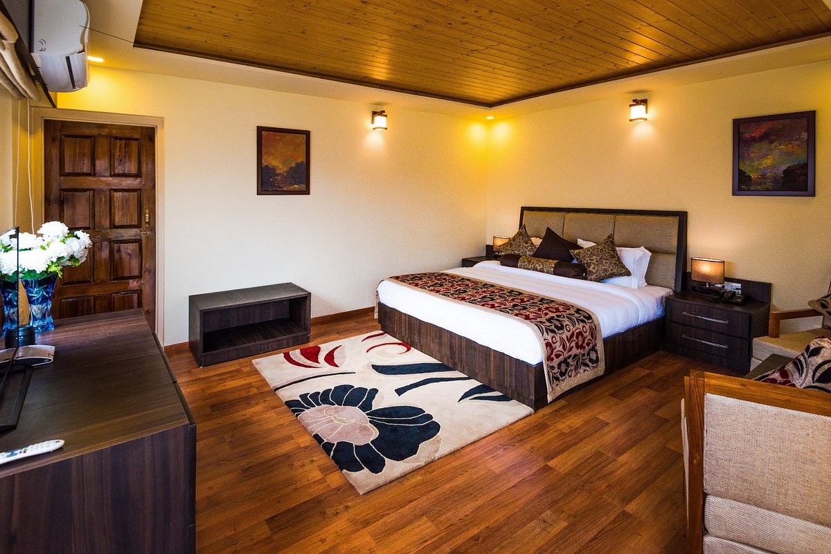 The Orchard Retreat &amp; Spa, hotel in Srinagar