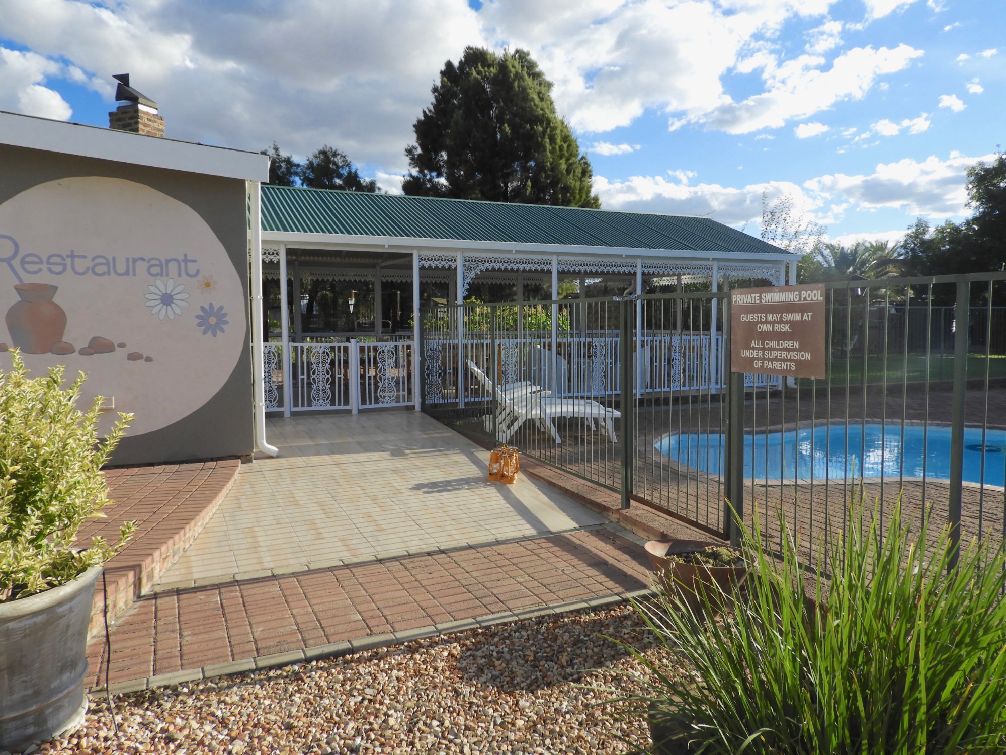 Hotel photo 9 of Die Kleipot Guest House.