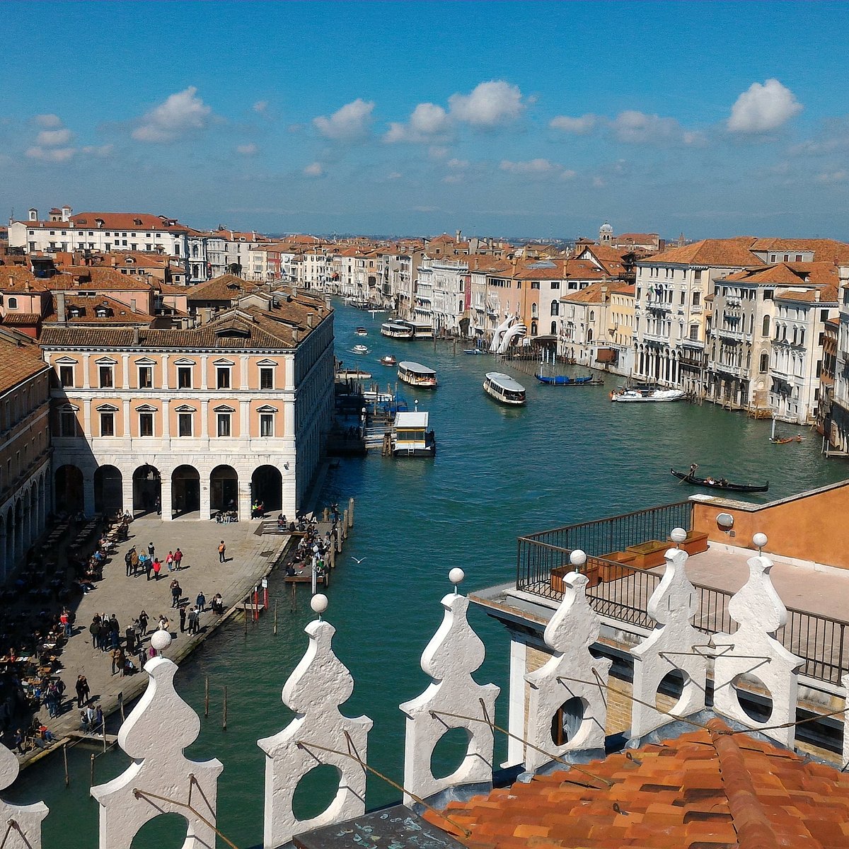 DFS opens luxurious department store in Venice
