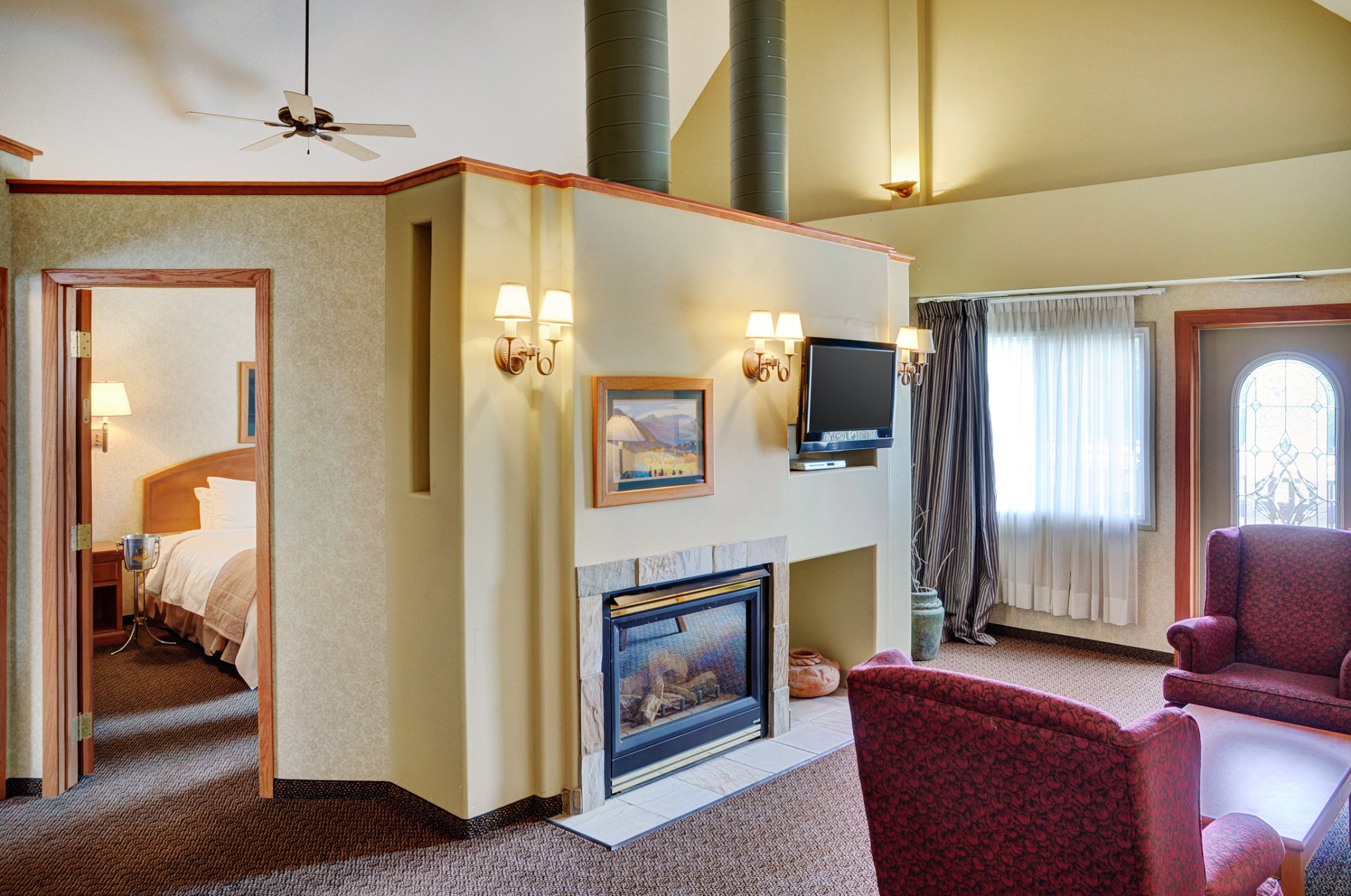 Hotel photo 17 of Lakeview Inns & Suites - Hinton.