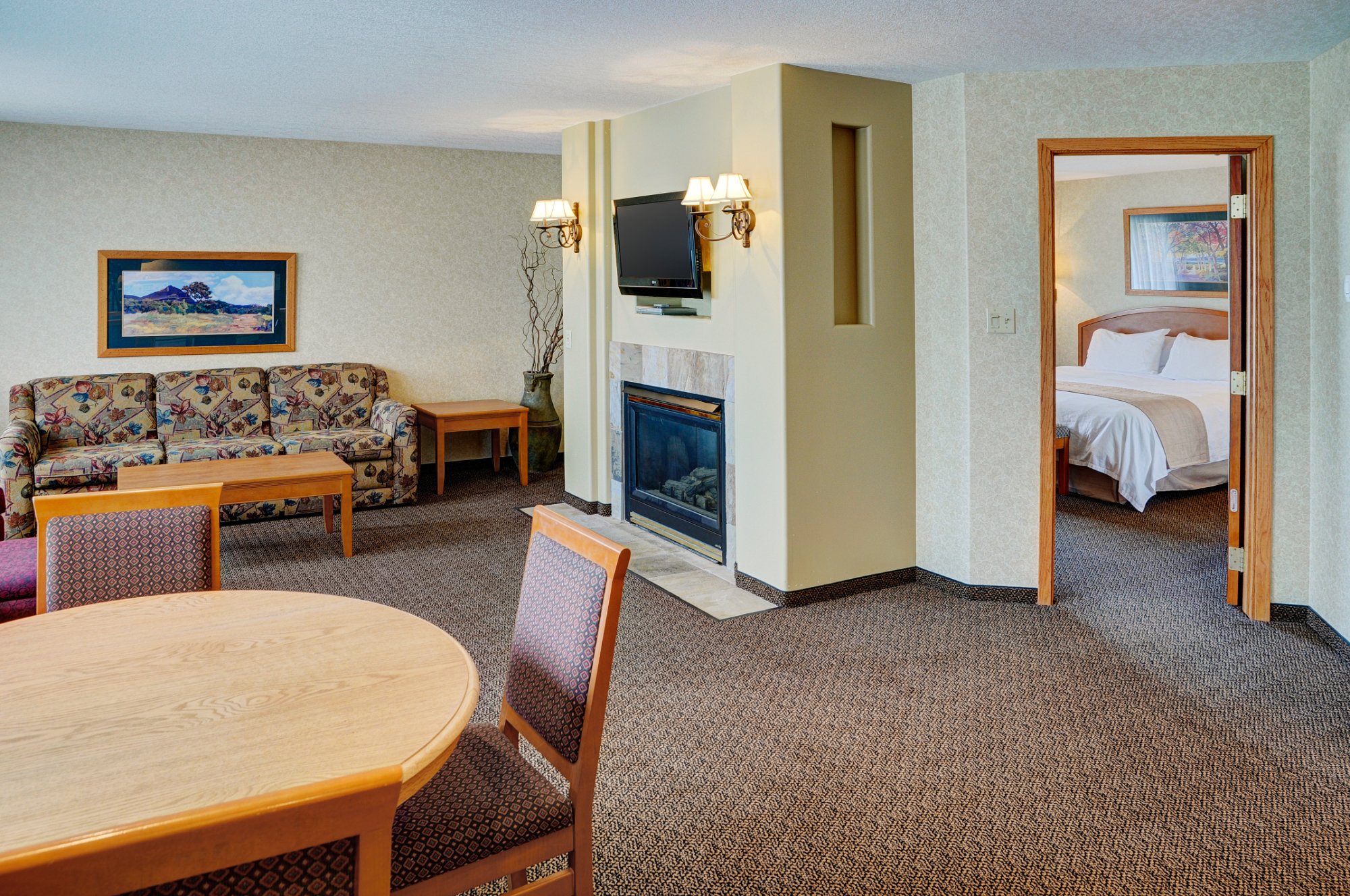 Hotel photo 24 of Lakeview Inns & Suites - Hinton.
