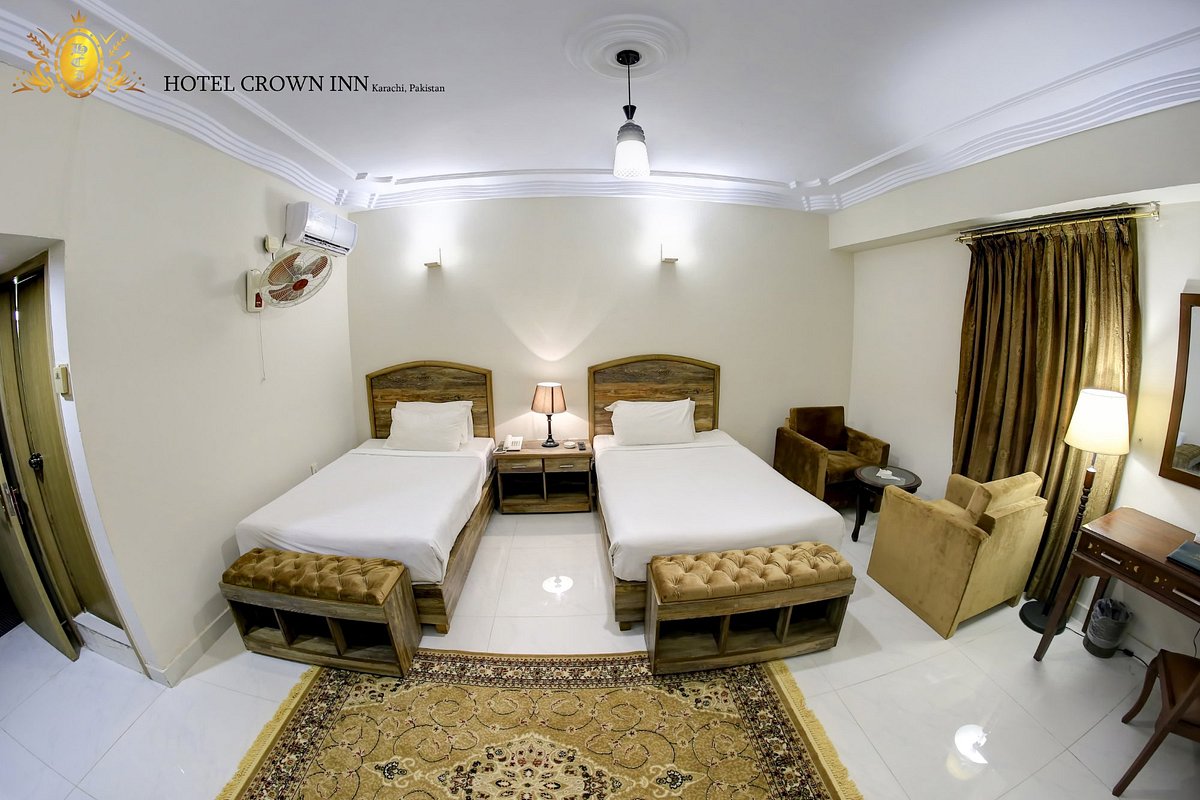 Four Squares Karachi - Quadruple Room