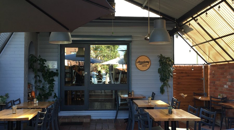 THE POT N KETTLE COFFEE HOUSE, Wagga Wagga - Menu, Prices & Restaurant Reviews - Tripadvisor