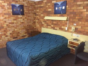 Room & Suite