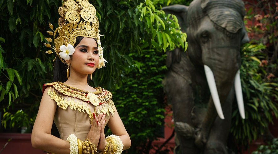 Apsara. Photo © samjamphoto