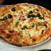 Uma pizza bem suculenta:)