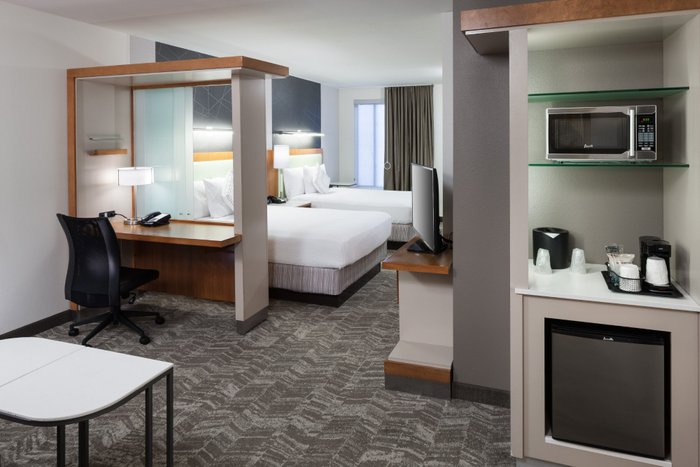 SpringHill Suites by Marriott Salt Lake City Airport - hotel rooms