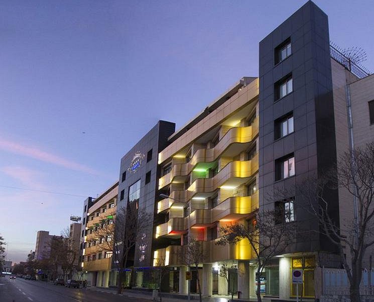 هتل خورشید تابان - هتل ارزان در مشهد