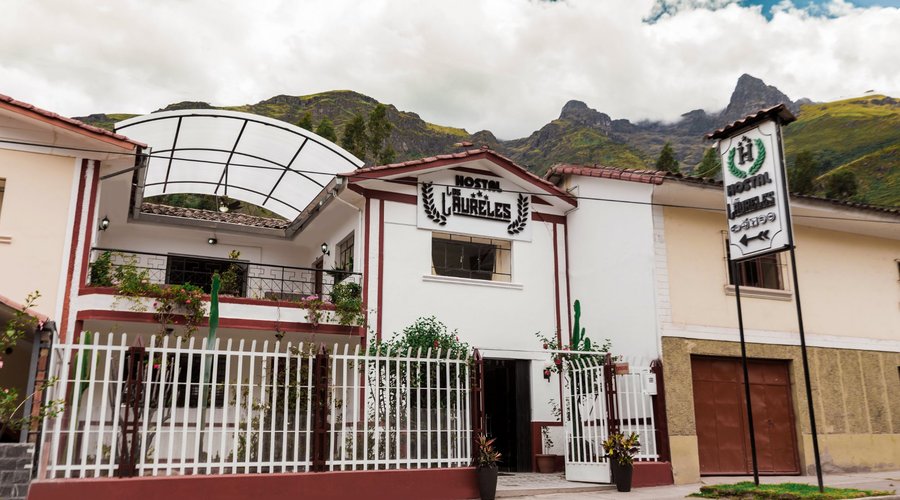 Hostal Los Laureles ubicado en Av. Alameda Norte J-15
