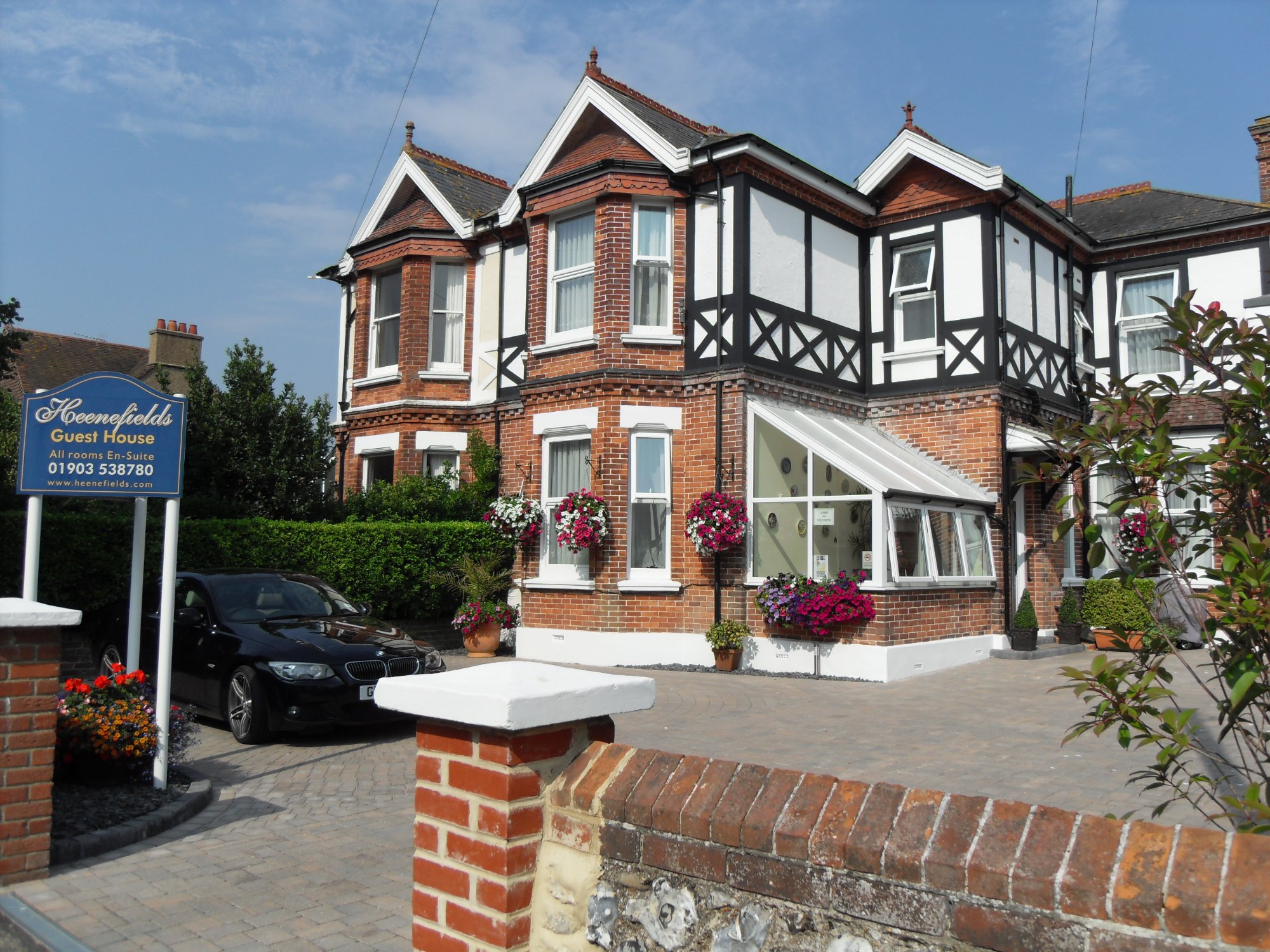 HEENEFIELDS GUEST HOUSE - Reviews (Worthing, West Sussex) - Tripadvisor