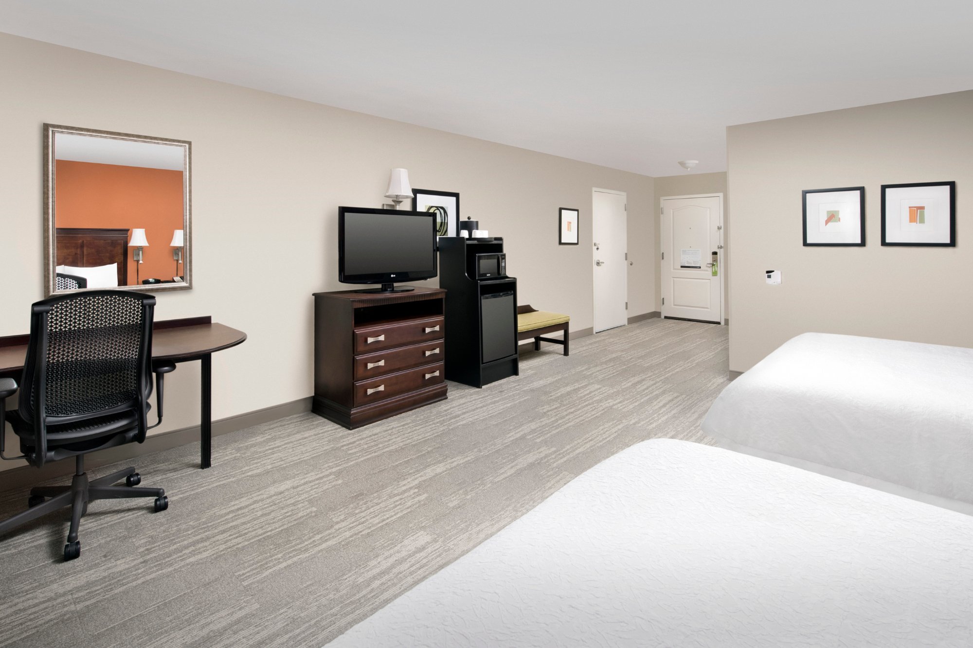 Hotel photo 18 of Hampton Inn Lenoir City.