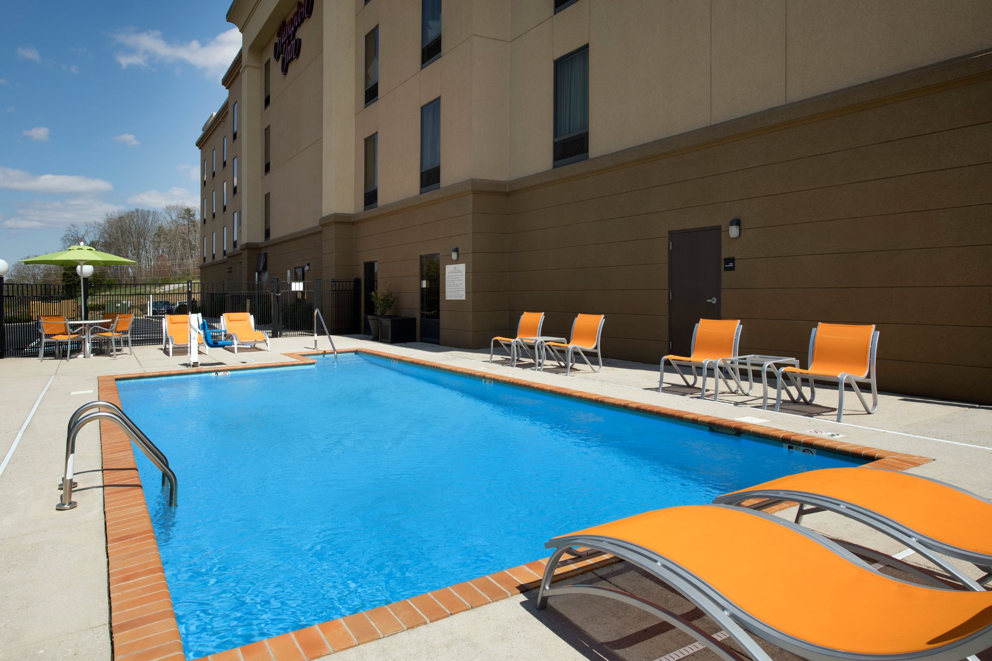 Hotel photo 35 of Hampton Inn Lenoir City.