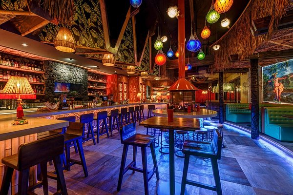 10 Cool Things To Know About The Grass Skirt Tiki Bar - Eater San Diego