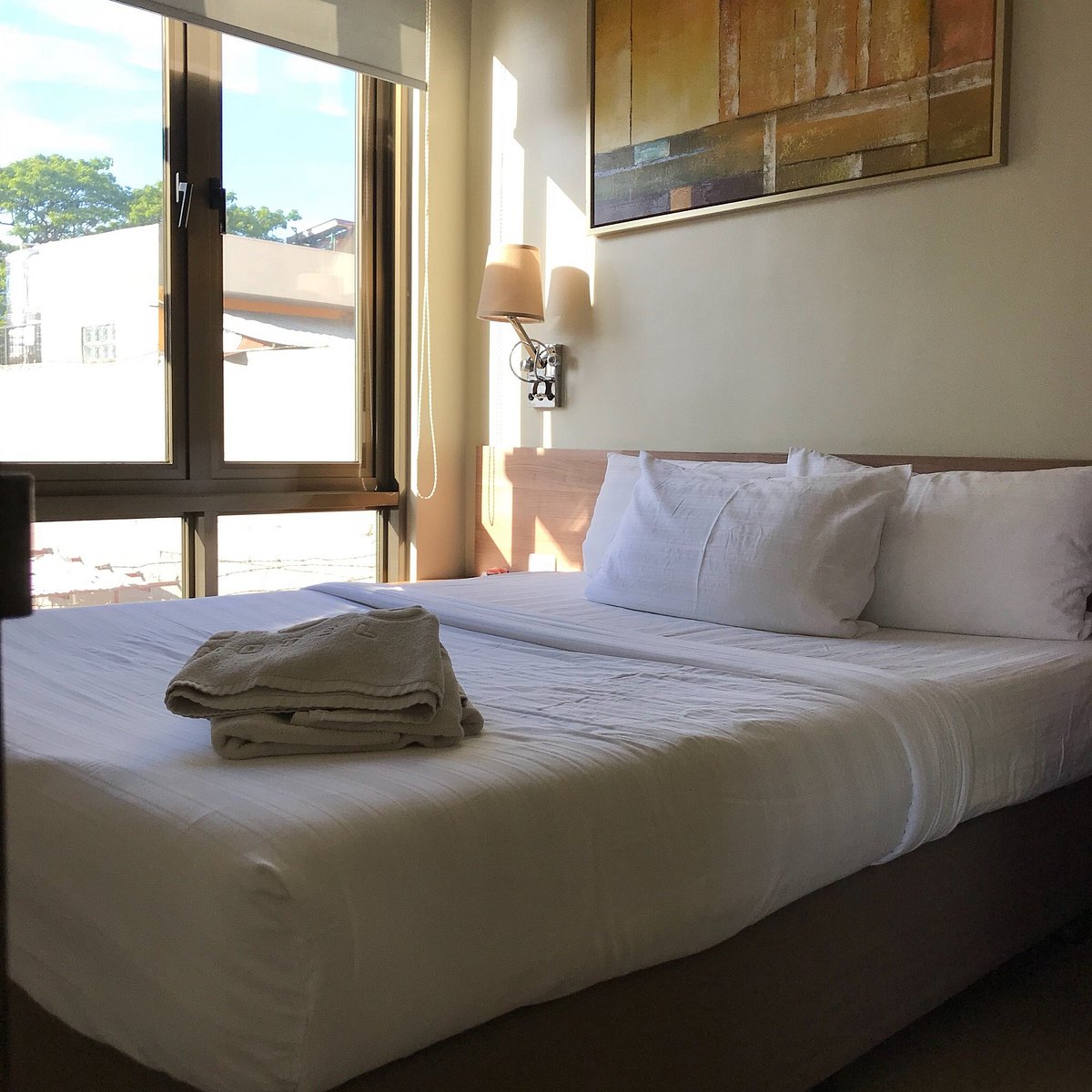 ‪ABC Hotel &amp; Homes‬، فندق في سيبو