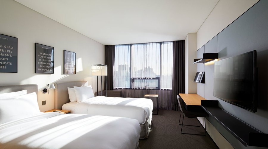 Deluxe Twin Bed