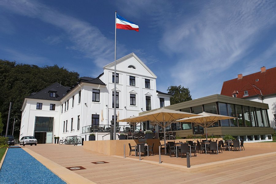 yachthafen hotel kiel strande