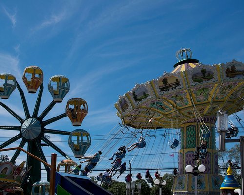 Amusement parks from New York City