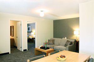 Room & Suite