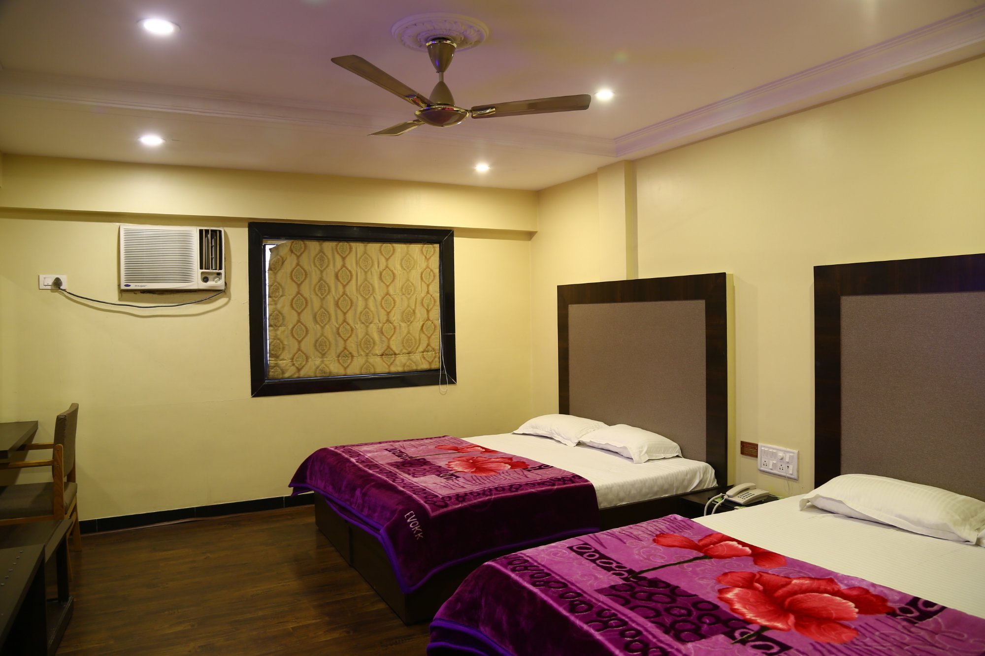 Hotel Highway Inn - andheri hotels / andheri east hotels / hotels near andheri east / 3 star hotels in andheri east by null